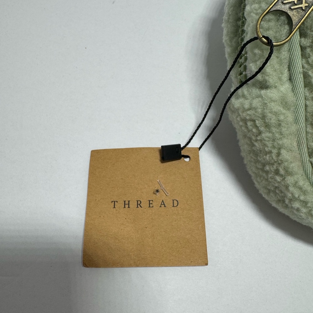 Thread Sage Green Sherpa Sling Belt Bag NWT - Picture 5 of 5